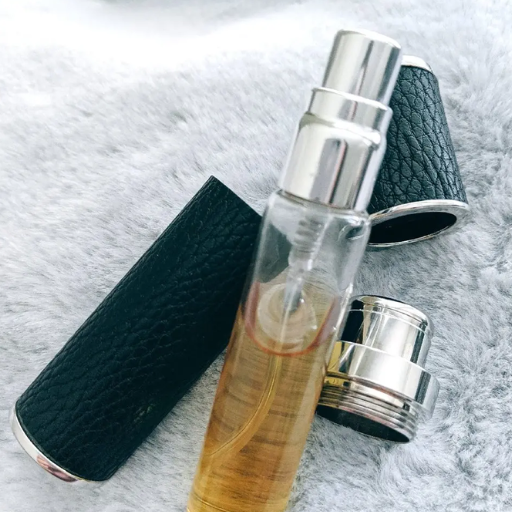 How many sprays does a standard ScentBox perfume subscription provide