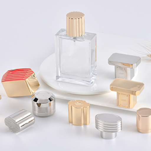 How to prevent damage to perfume when traveling without a cap