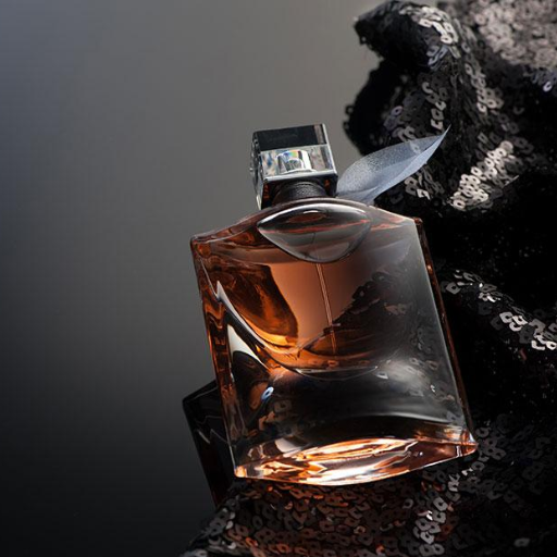 What are the common mistakes to avoid when perfume shopping
