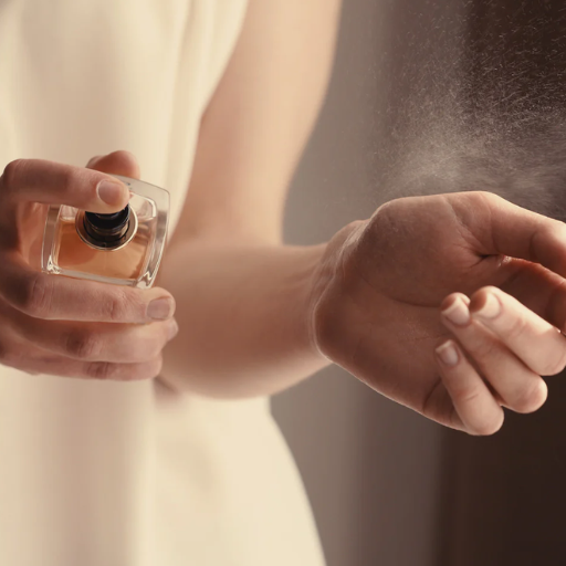 What are the signs your perfume is no longer fresh