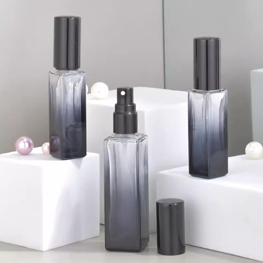 When Should You Use Vials vs Ampoules in the Perfume Industry