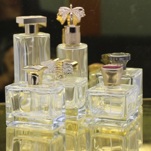 What Are the Latest Innovations in Custom Perfume Bottles?