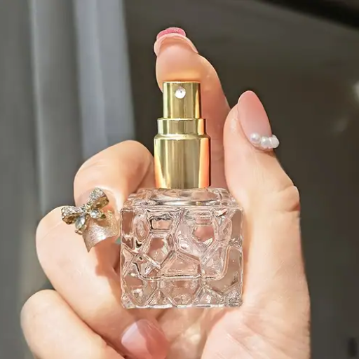 What Are Miniature Perfume Bottles?