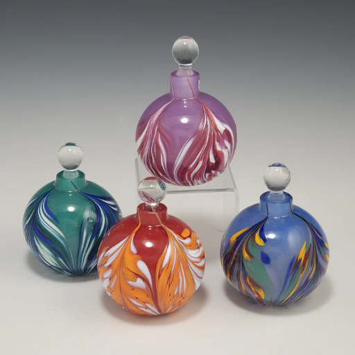 Where Can You Find Wholesale Perfume Bottles?