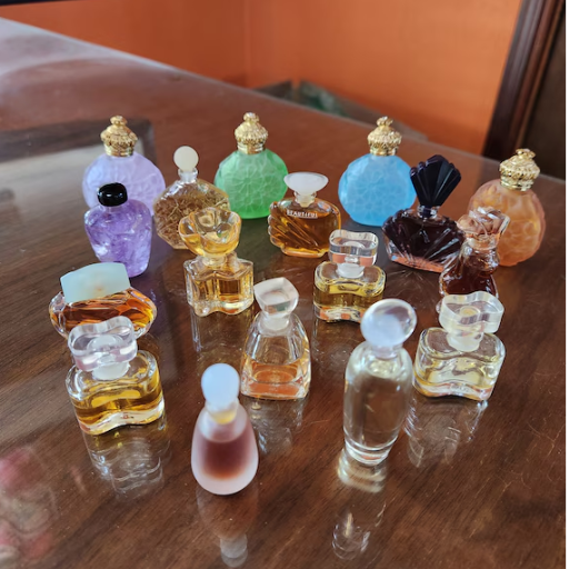 The Role of Miniature Perfume Bottles in Sustainable