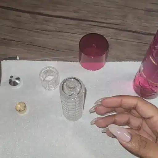 How to Transfer Different Types of Perfume