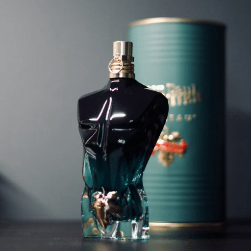 Choosing the Perfect Cologne Bottle